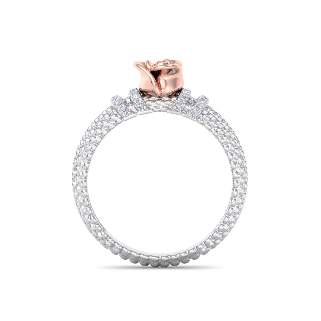Rose Garden ring in white gold with white diamond of 0.14 ct in weight
