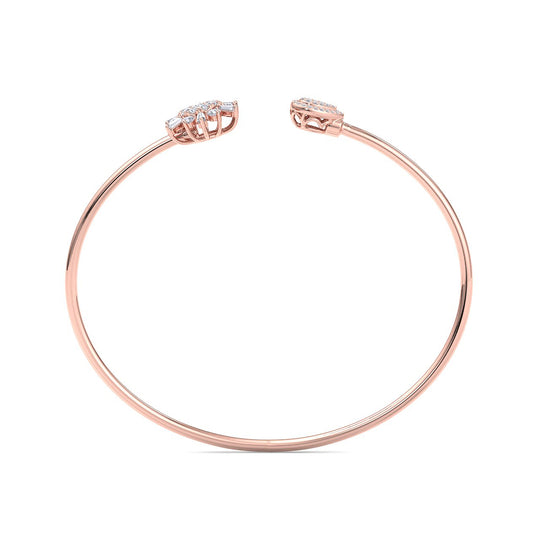 Bracelet in rose gold with white diamonds of 0.68 ct in weight
