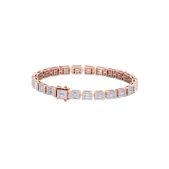 Baguette tennis bracelet in white gold with white diamonds of 3.50 ct in weight