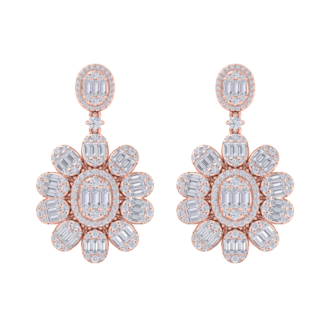 Formal chandelier earrings in white gold with white diamonds of 4.12 ct in weight