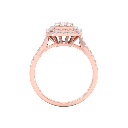 Cluster engagement ring in rose gold with white diamonds of 0.64 ct in weight