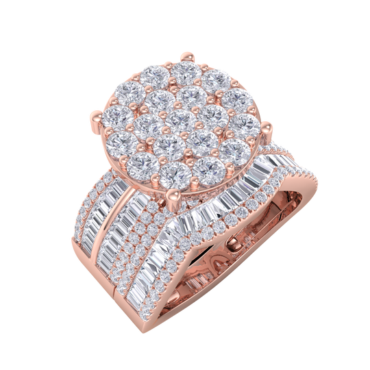 Beautiful Diamond ring in rose gold with white diamonds of 2.74 ct in weight