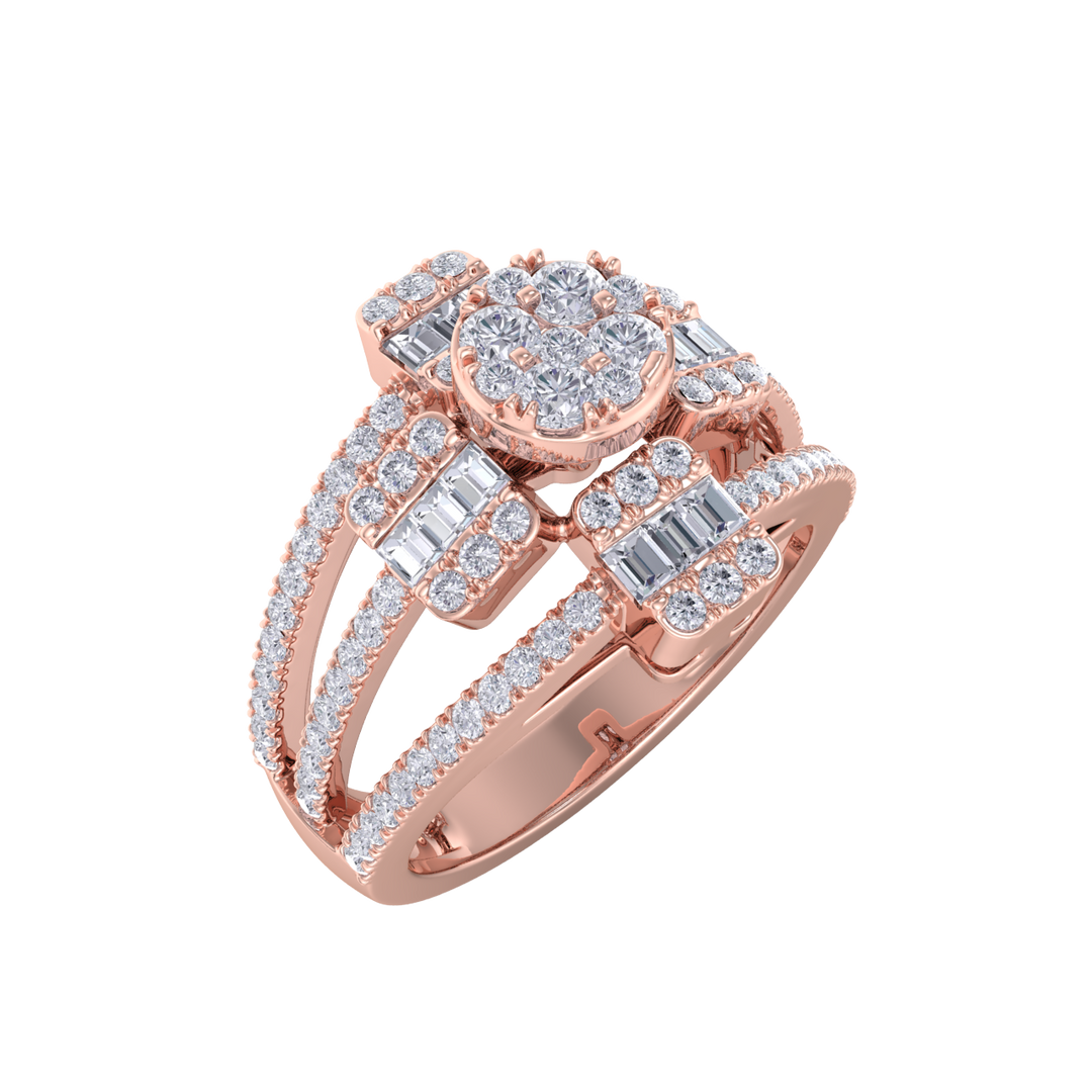 Beautiful ring in rose gold with white diamonds of 0.91 ct in weight