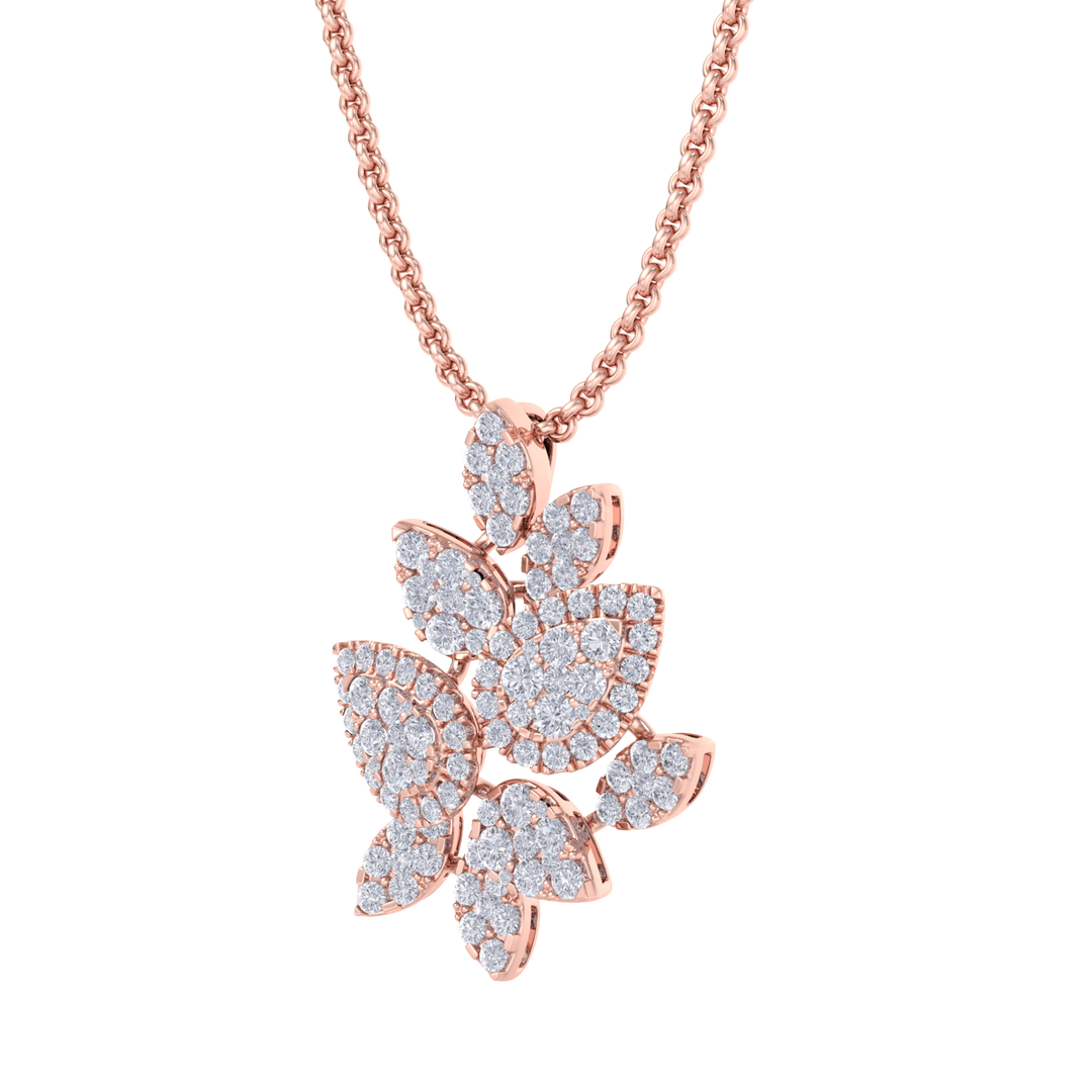 Diamond leaf pendant in white gold with white diamonds of 2.31 ct in weight