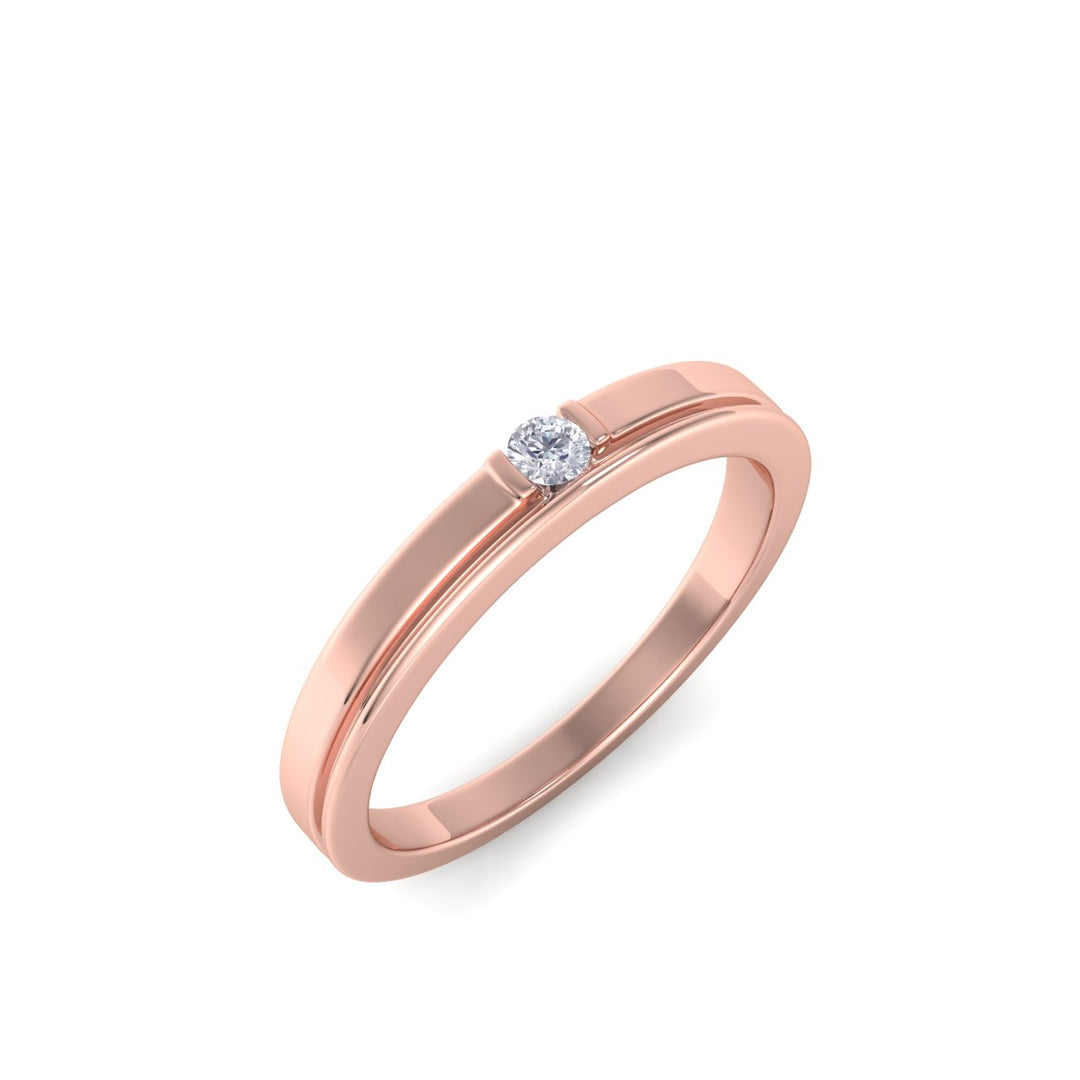 Beautiful Ring in rose gold with white diamonds of 0.05 ct in weight