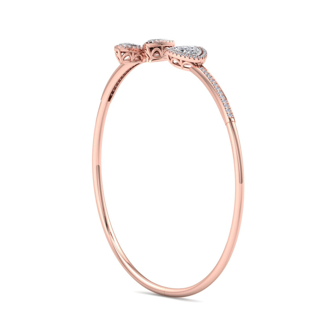 Bracelet in rose gold with white diamonds of 0.53 ct in weight