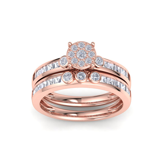 Bridal set in rose gold with white diamonds of 0.70 ct in weight