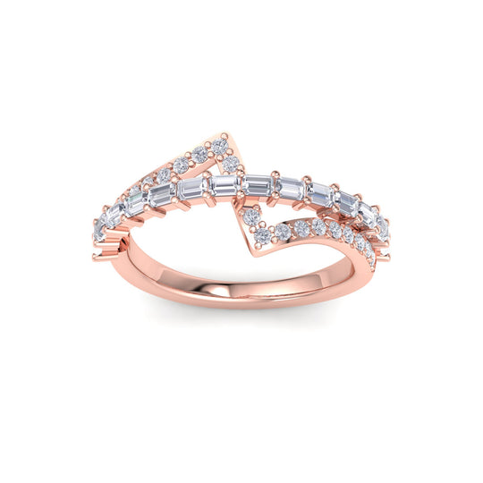 Lightning ring in yellow gold with white diamonds of 0.86 ct in weight