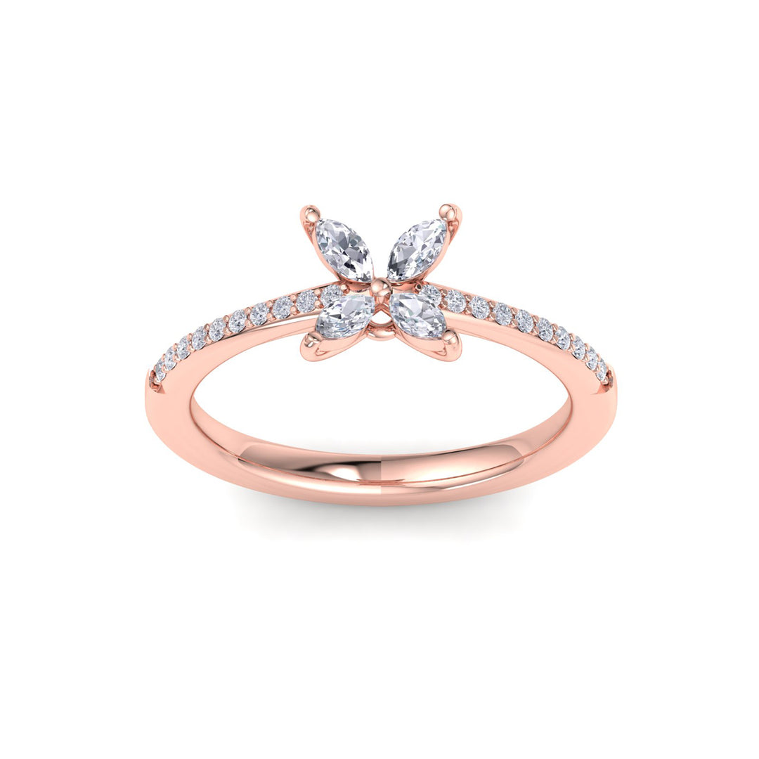 Flower ring in rose gold with white diamonds of 0.60 ct in weight