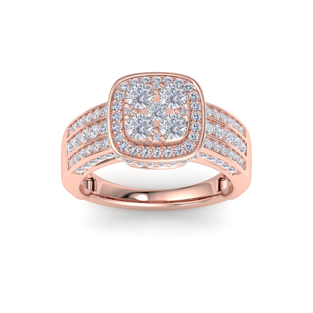 Square halo ring in rose gold with white diamonds of 1.63 ct in weight