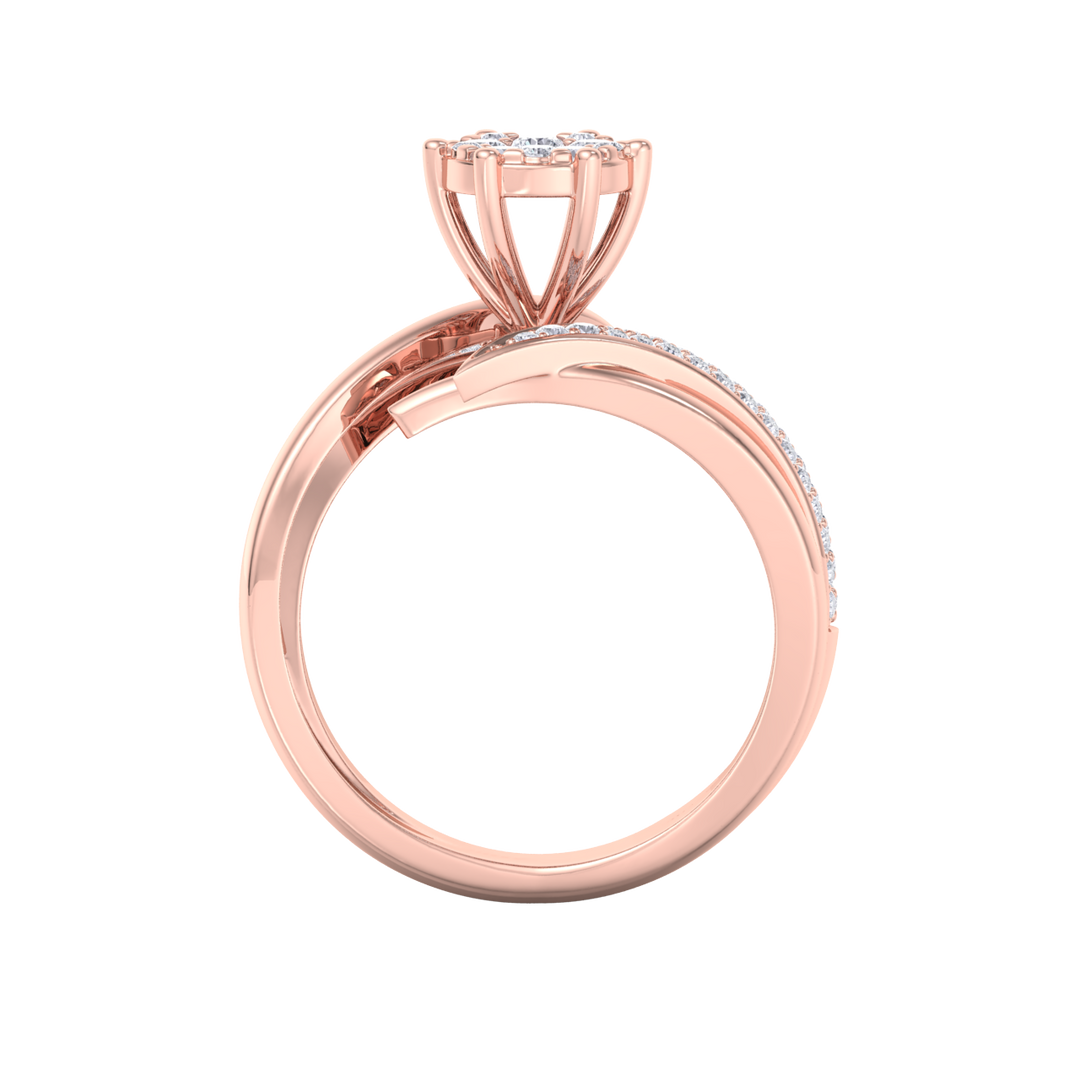 Cluster solitaire ring in rose gold with white diamonds of 0.57 ct in weight