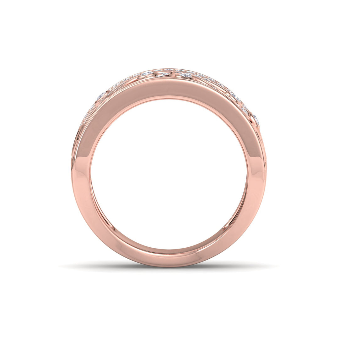 Wide ring in yellow gold with white diamonds of 0.48 ct in weight