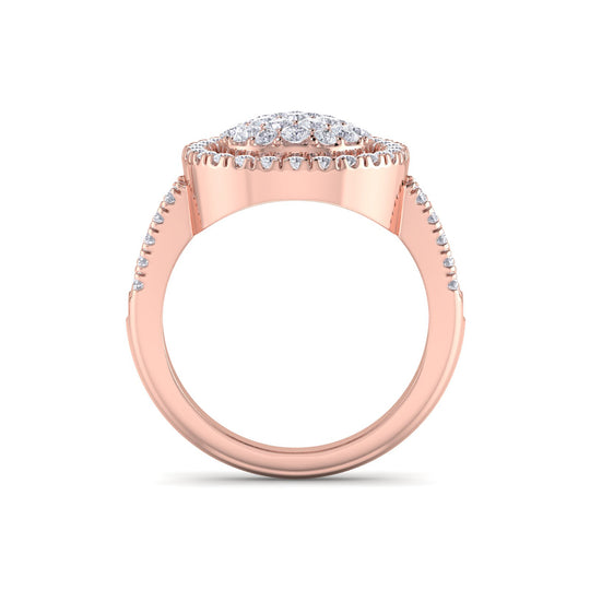 Statement ring with pear shape in rose gold with white diamonds of 1.05 ct in weight