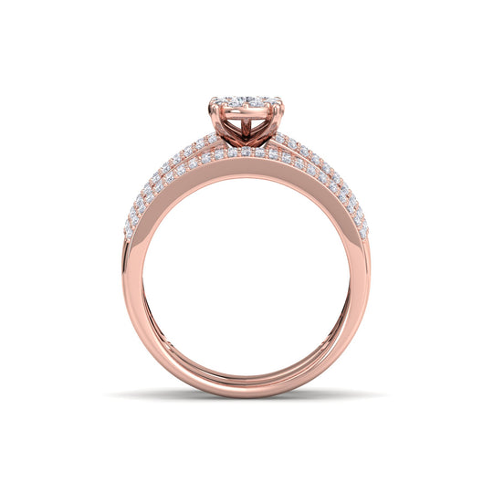 Bridal set in rose gold with white diamonds of 0.86 ct in weight