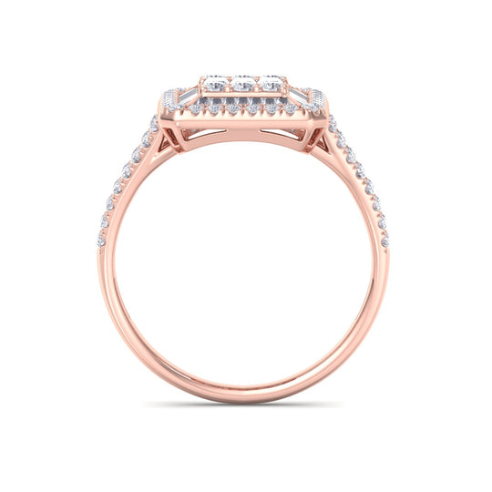 Square ring in rose gold with white diamonds of 0.65 ct in weight