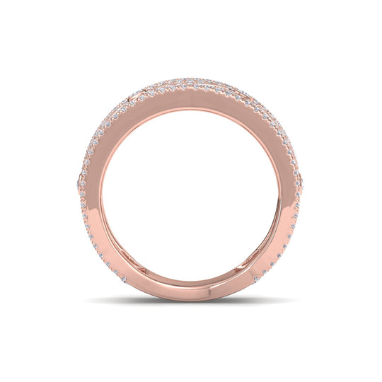 Ring in rose gold with white diamonds of 0.72 ct in weight