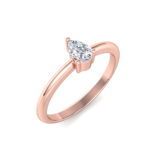 Pear shaped petite diamond ring in white gold with white diamonds of 0.25 ct in weight