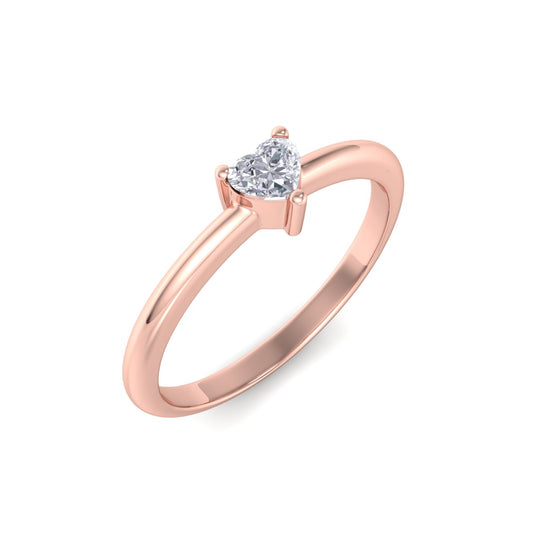 Heart shaped petite diamond ring in white gold with white diamonds of 0.25 ct in weight