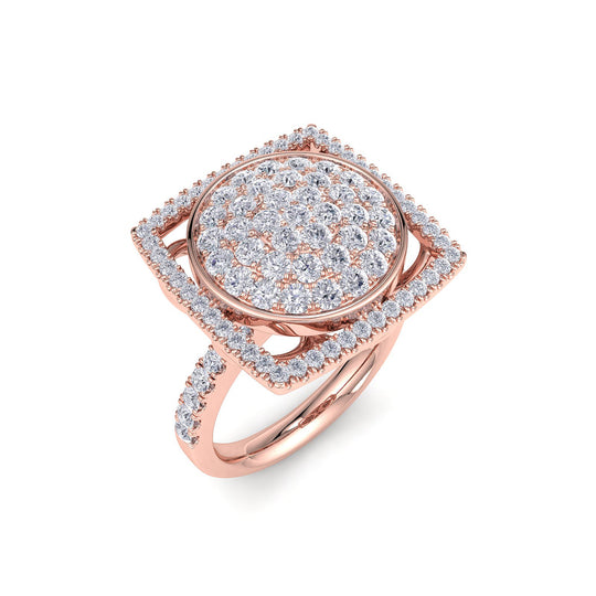 Square shape ring in rose gold with white diamonds of 0.97 ct in weight