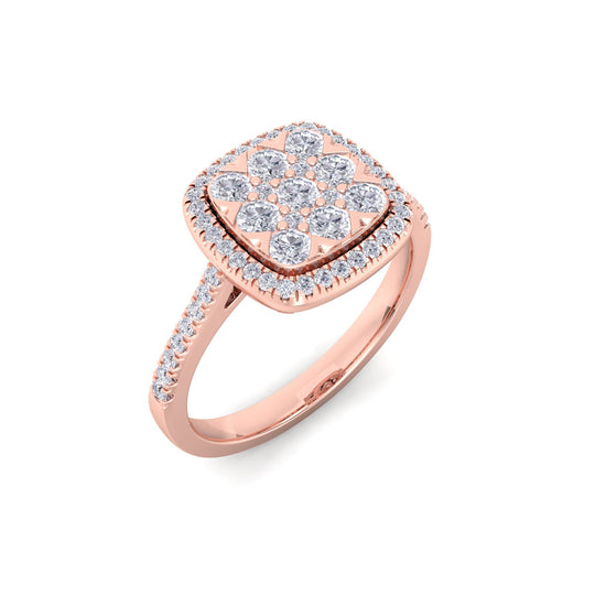 Square ring in rose gold with white diamonds of 0.60 ct in weight