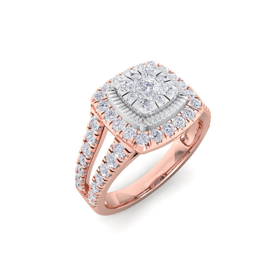 Square ring in rose gold with white diamonds of 0.84 ct in weight