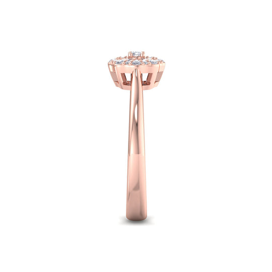Petite solitarie ring in rose gold with white diamonds of 0.42 ct in weight