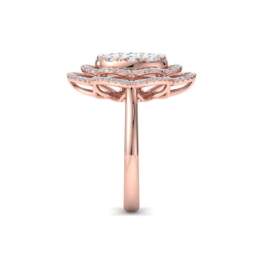 Oval flower shape ring in rose gold with white diamonds of 1.43 ct in weight