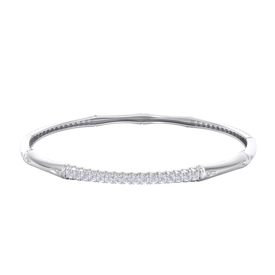 Classic bracelet in white gold with white diamonds of 2.40 ct in weight
