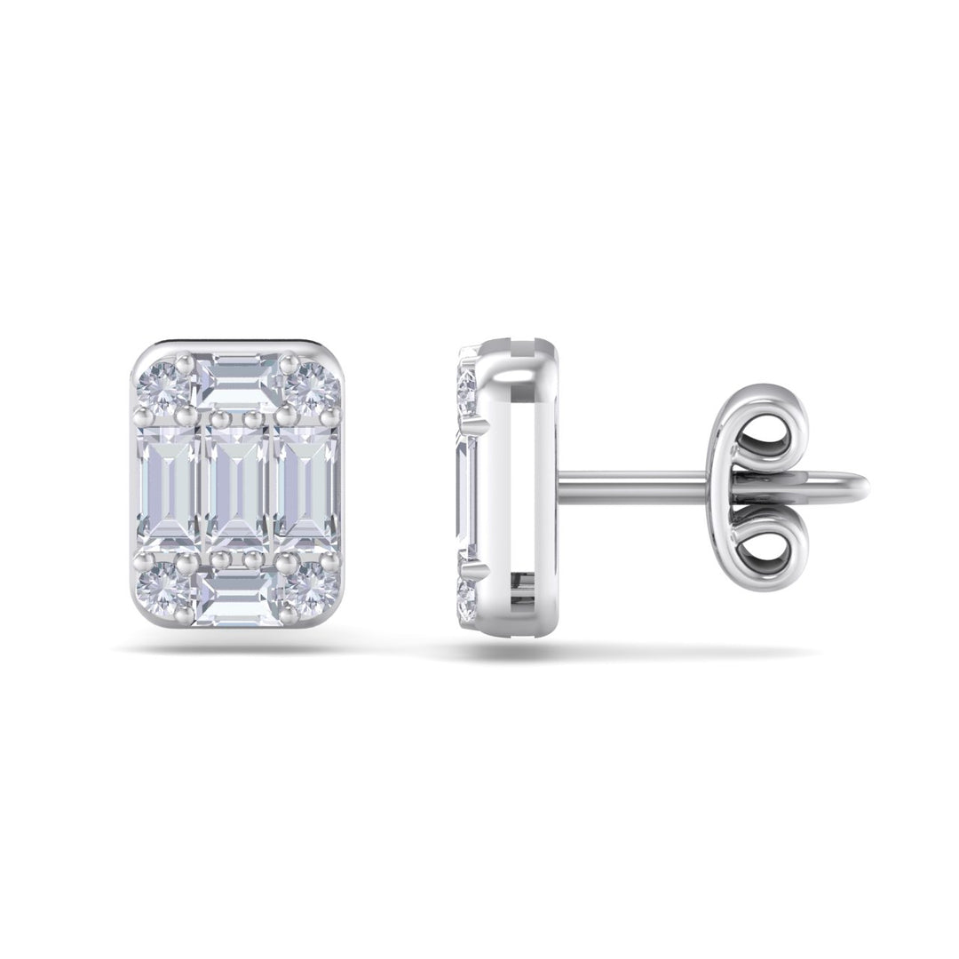 Baguette square earrings in yellow gold with white diamonds of 0.87 ct in weight