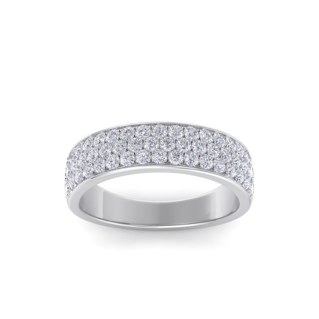 Classic Wedding band in yellow gold with white diamonds of 0.83 ct in weight