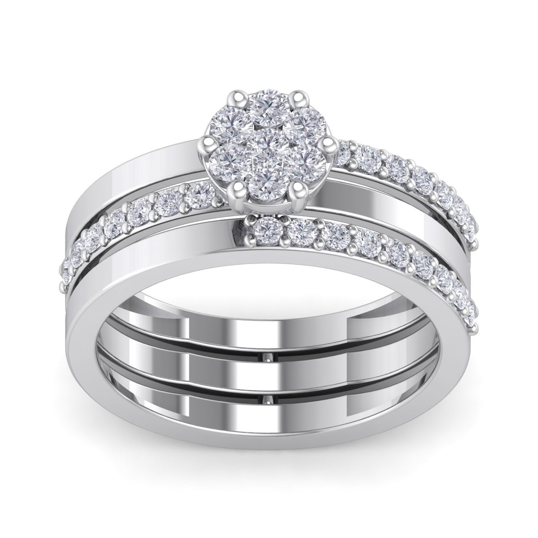 Beautiful ring in white gold with white diamonds of 0.64 ct in weight