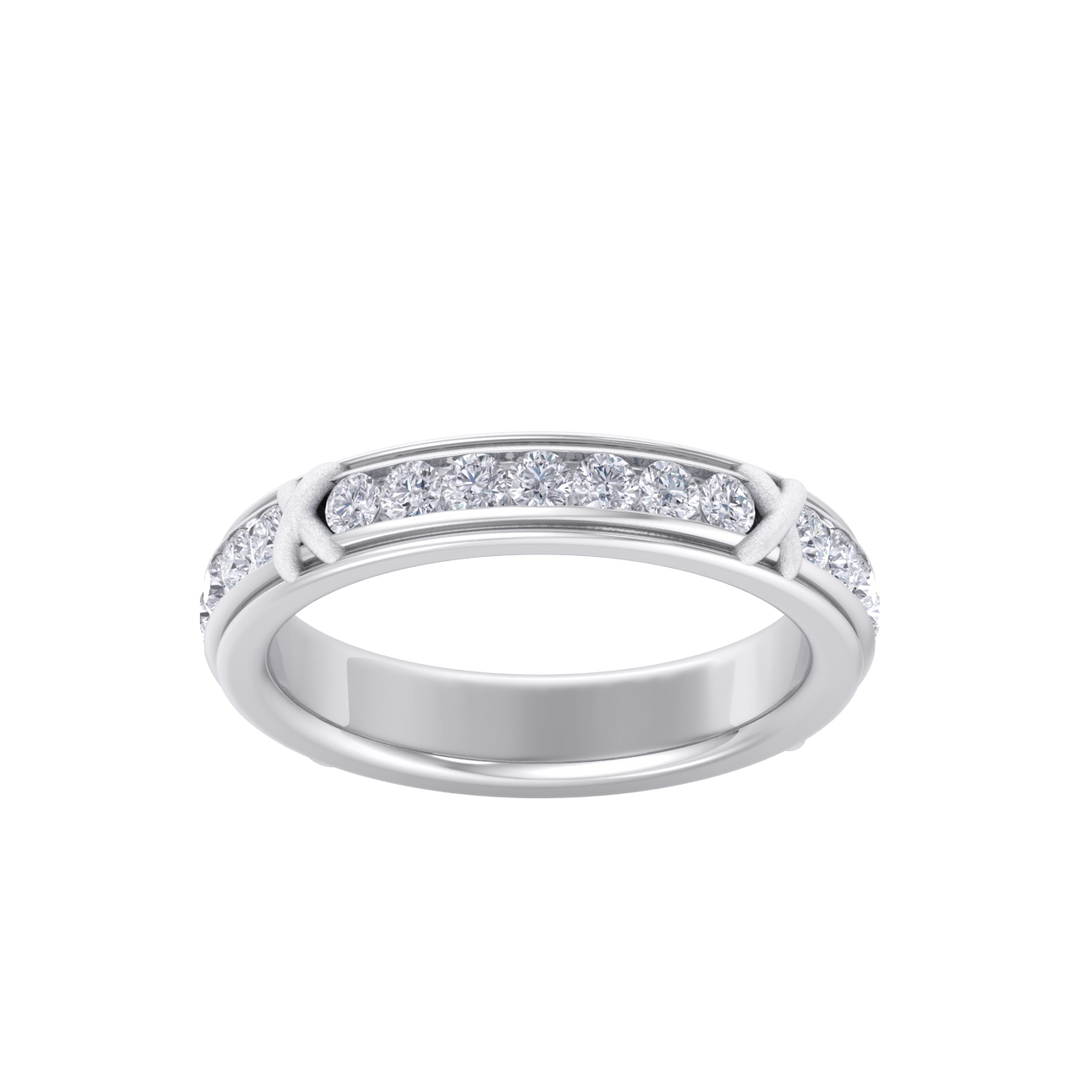 Diamond ring in white gold with white diamonds of 0.84 ct in weight