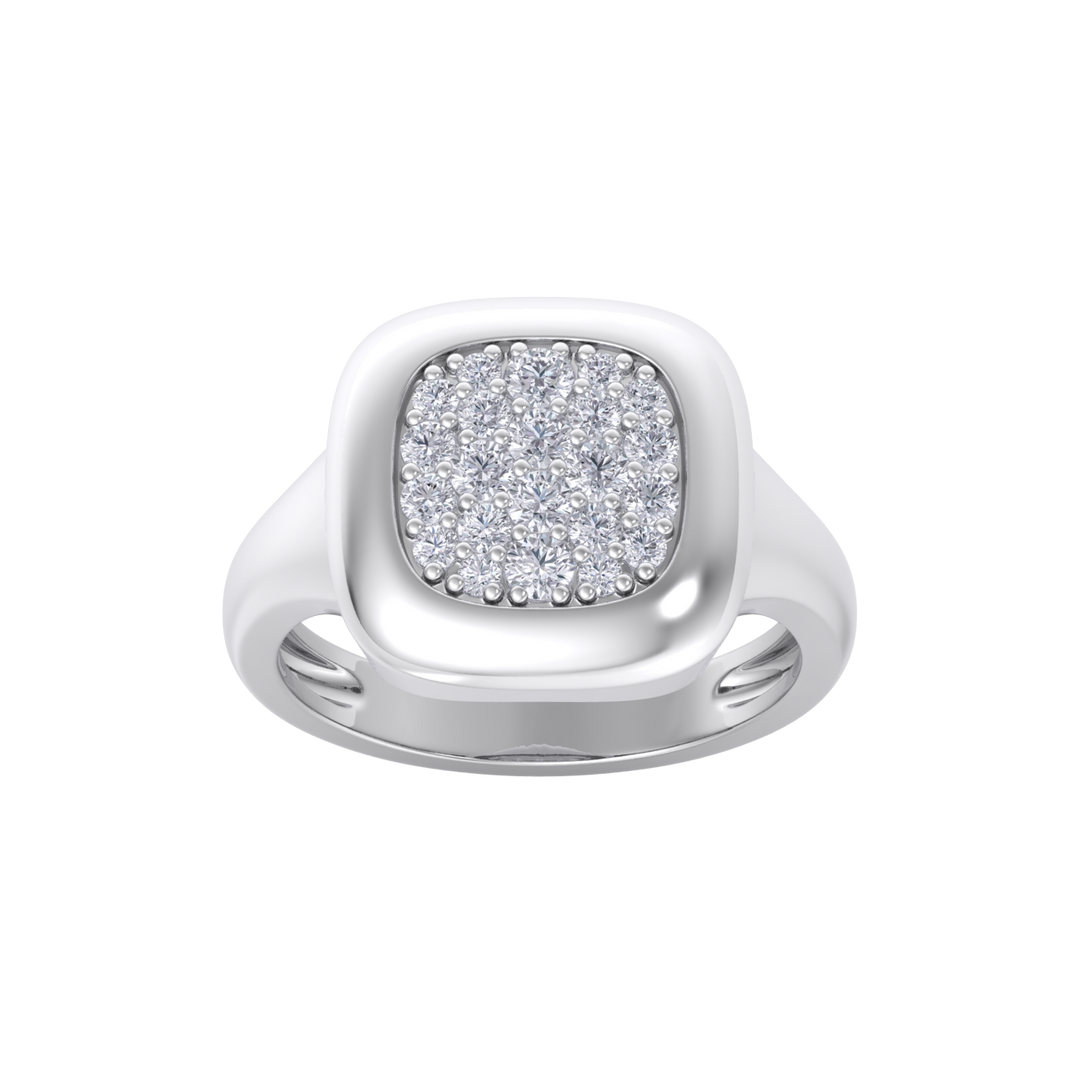 Diamond ring in white gold with white diamonds of 0.41 ct in weight