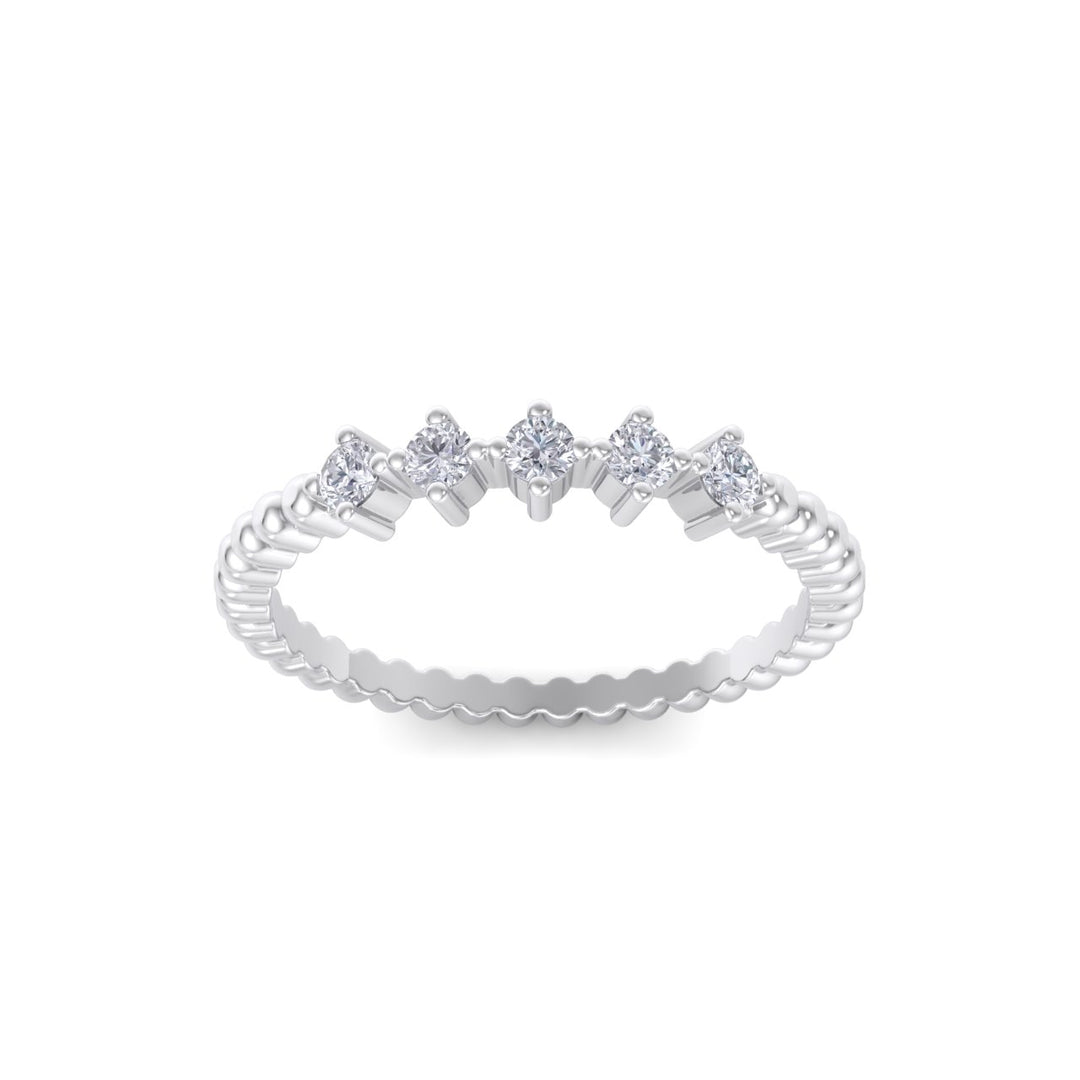 Diamond ring in white gold with white diamonds of 0.20 ct in weight