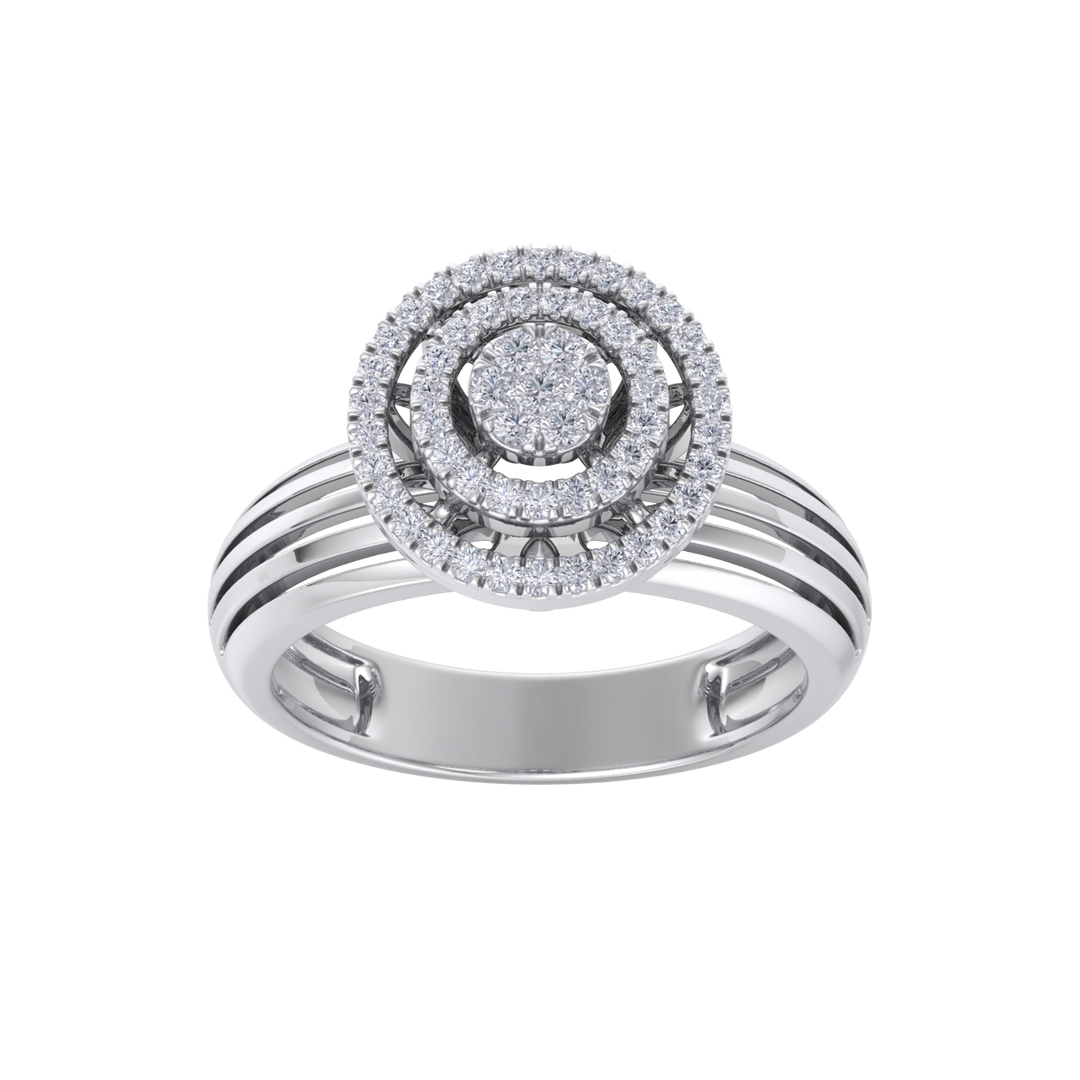 Diamond ring in white gold with white diamonds of 0.33 ct in weight