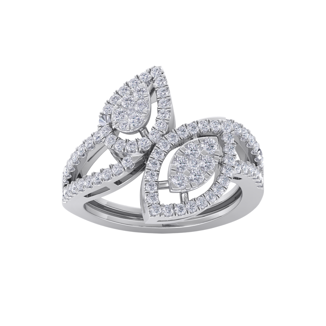 Diamond ring in white gold with white diamonds of 0.74 ct in weight