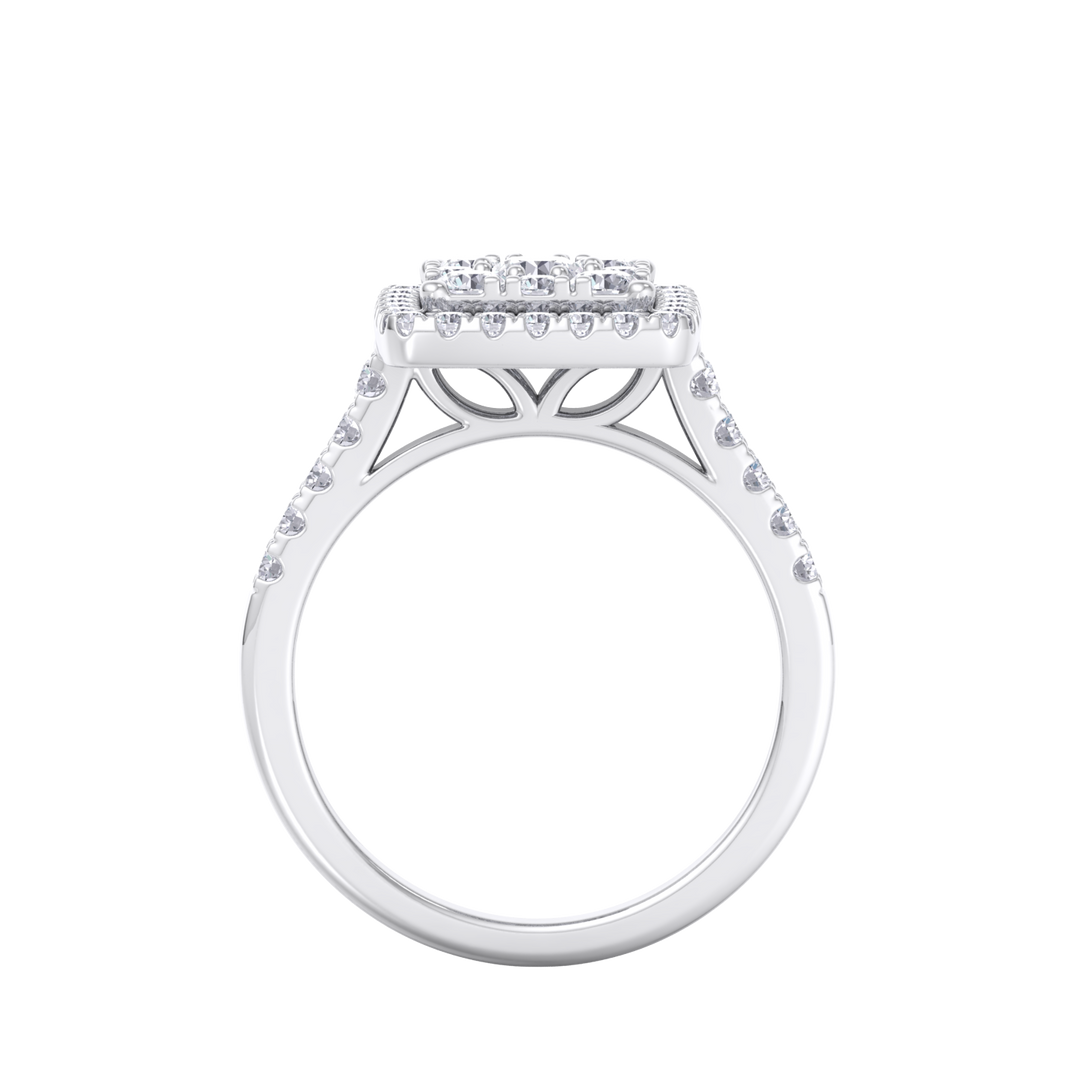 Square cluster ring in white gold with white diamonds of 1.01 ct in weight