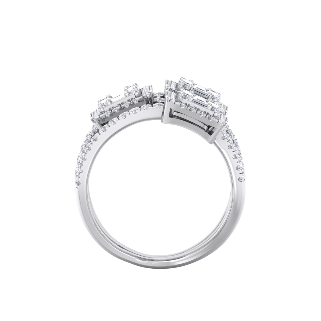 Three band ring in white gold with white diamonds of 1.59 ct in weight 