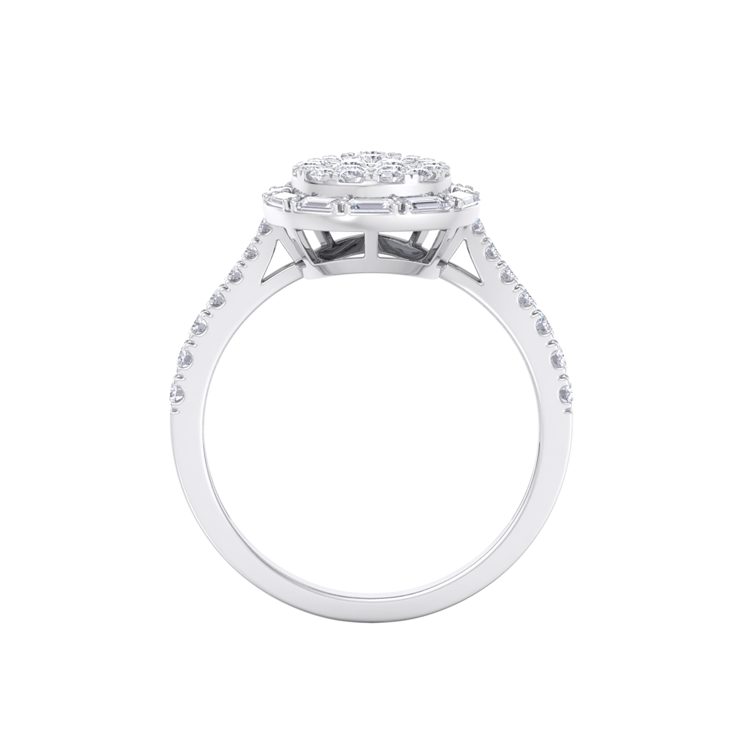 Pear cluster ring in white gold with white diamonds of 1.01 ct in weight