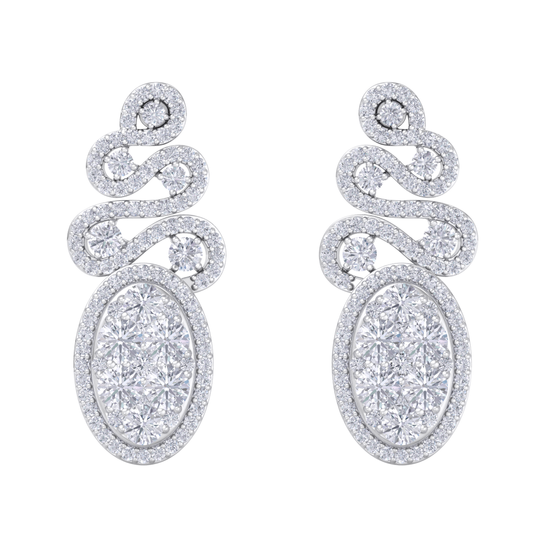 Oval chandelier earrings in white gold with white diamonds of 2.68 ct in weight
