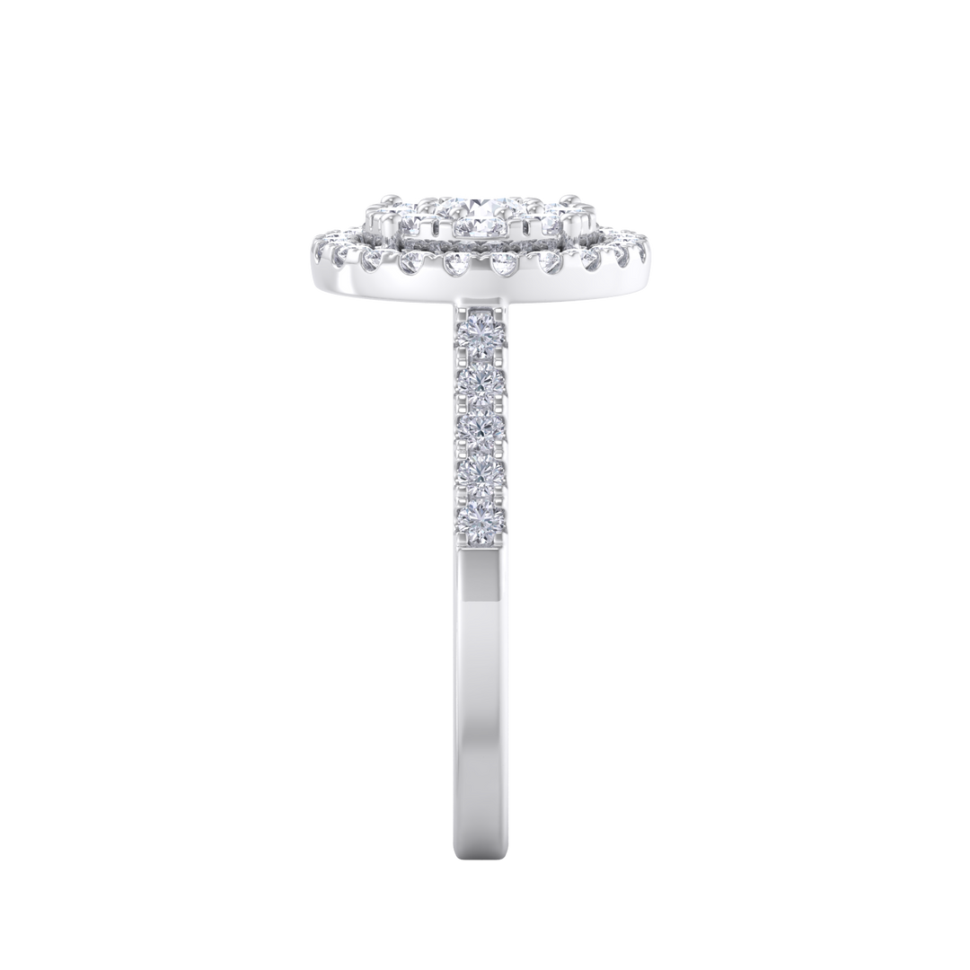Round cluster ring in white gold with white diamonds of 1.02 ct in weight