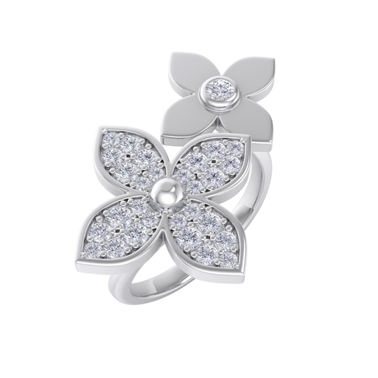 Ring with flowers in yellow gold with white diamonds of 0.56 ct in weight