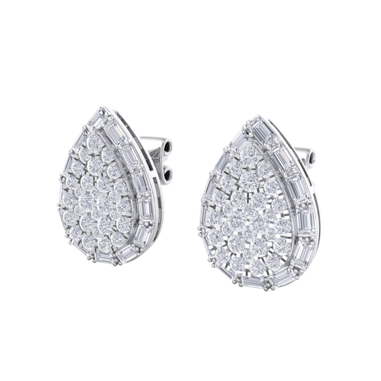 Drop cluster earrings in white gold with white diamonds of 1.55 ct in weight