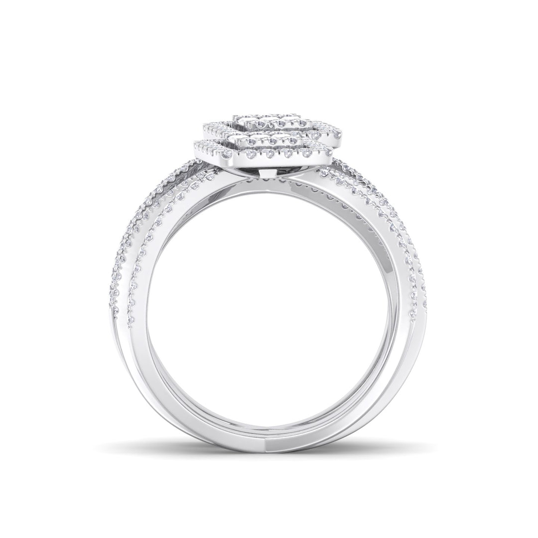 Multi-band diamond ring in white gold with white diamonds of 2.65 ct in weight