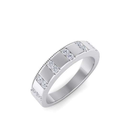 Beautiful Ring in white gold with white diamonds of 0.21 ct in weight