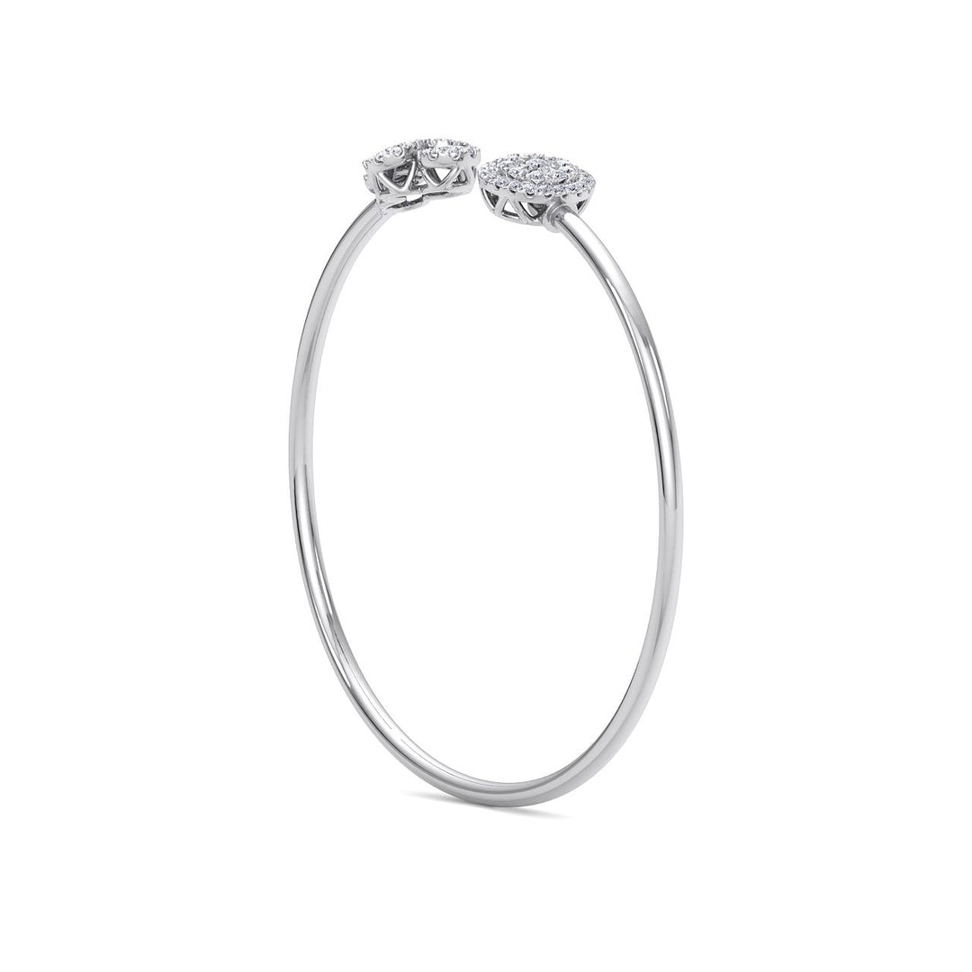 Bracelet in white gold with white diamonds of 0.57 ct in weight