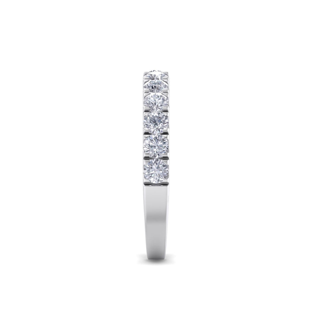 Classic Wedding band in white gold with white diamonds of 0.96 ct in weight