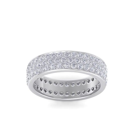 Wedding band in white gold with white diamonds of 1.76 ct in weight