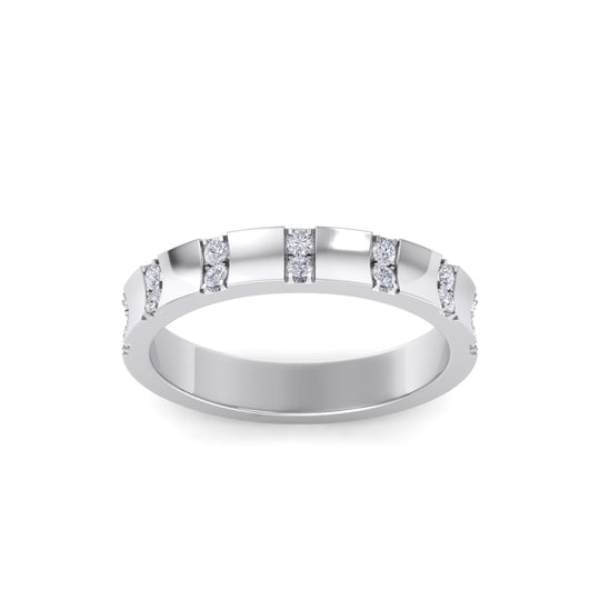 Diamond ring in white gold with white diamonds of 0.21 ct in weight