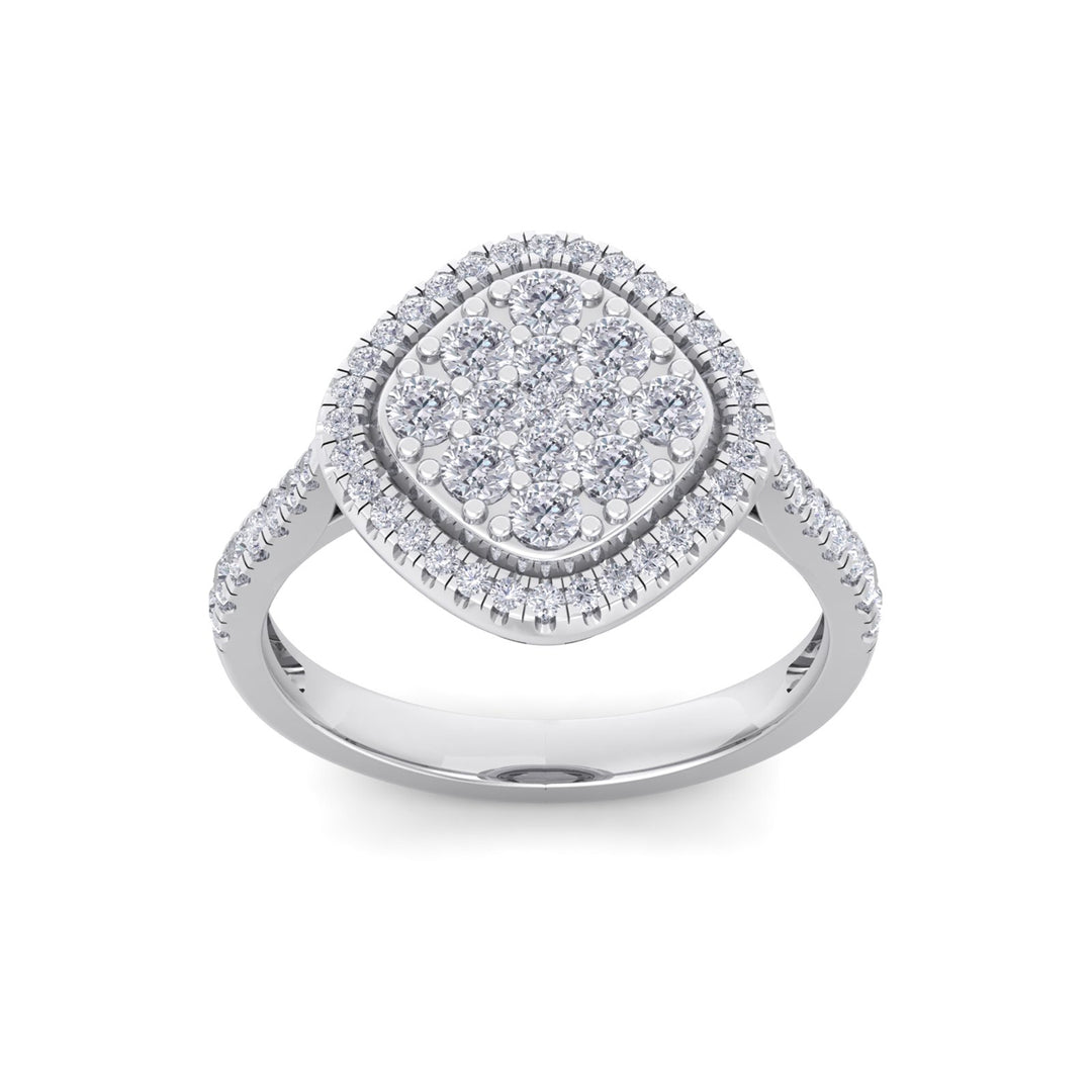 Square ring in white gold with white diamonds of 0.89 ct in weight